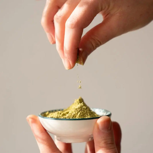 🌿 Henné et santé : Ce que vous devez vraiment savoir